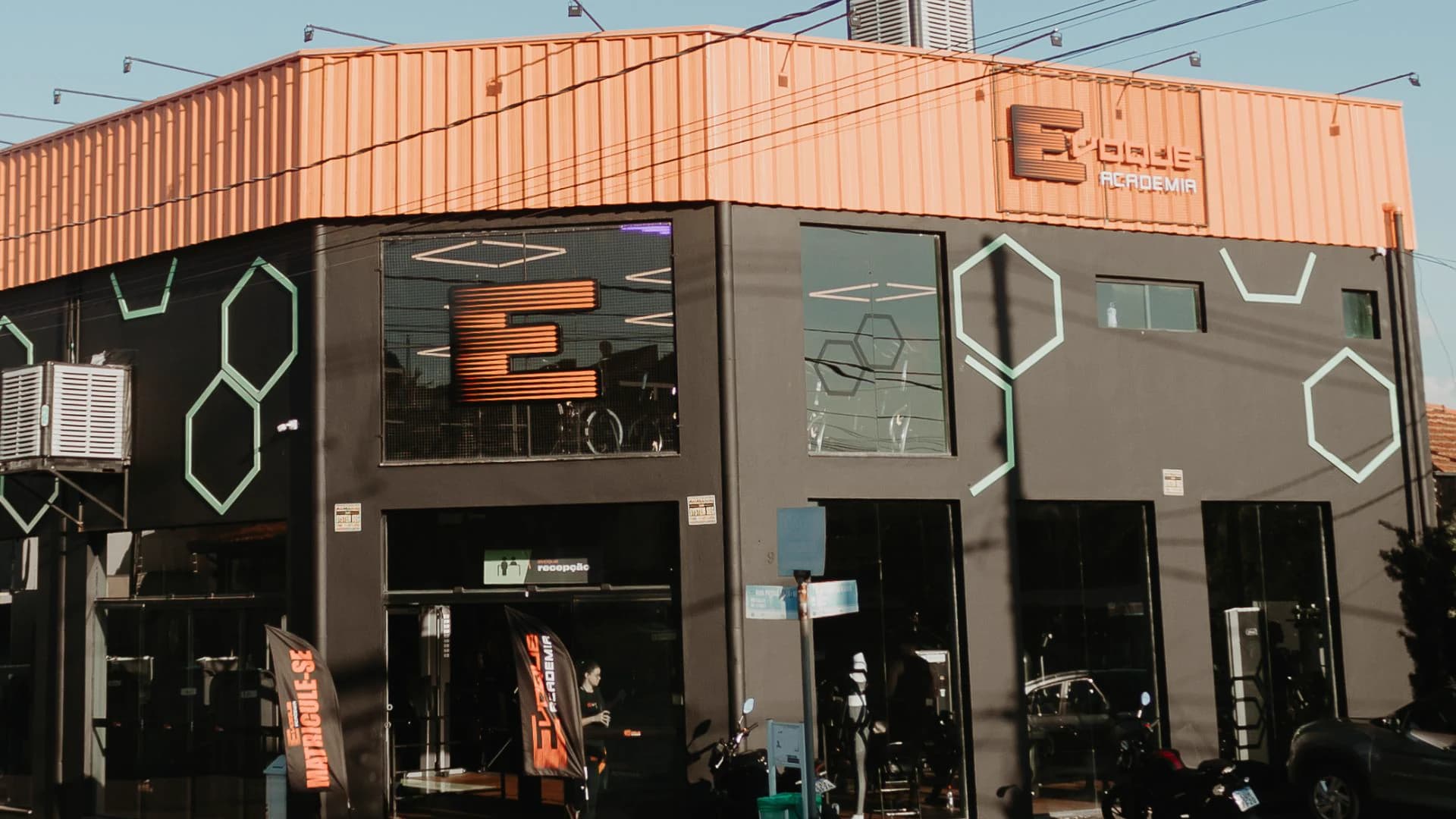 Fachada e estrutura da Evoque Laranjal Paulista