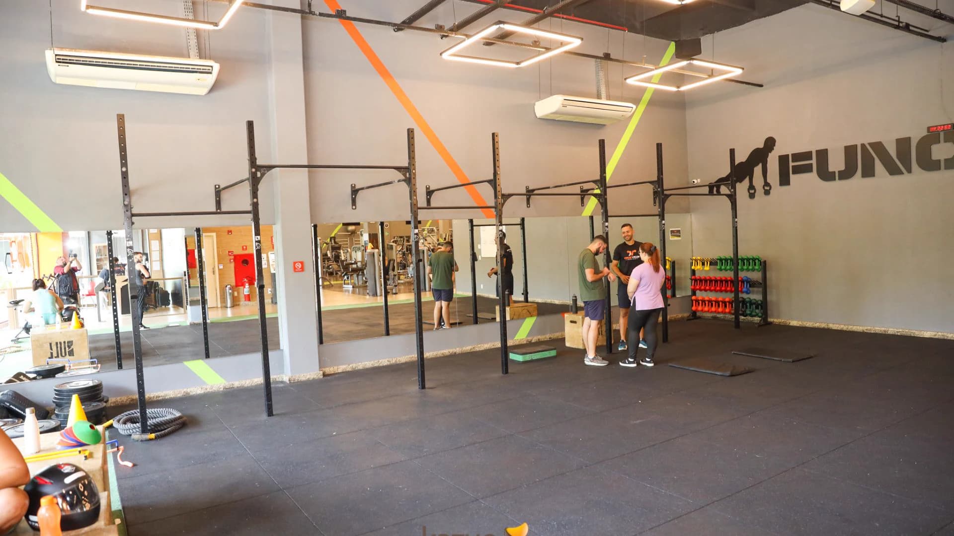 Ambiente interno da Evoque Passeio das Águas