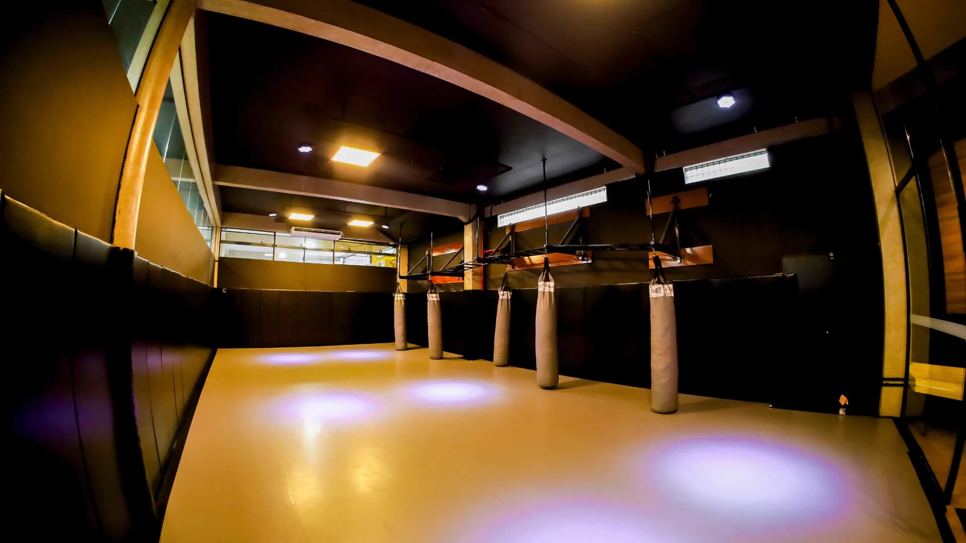 Ambiente interno da Evoque Pereira Barreto